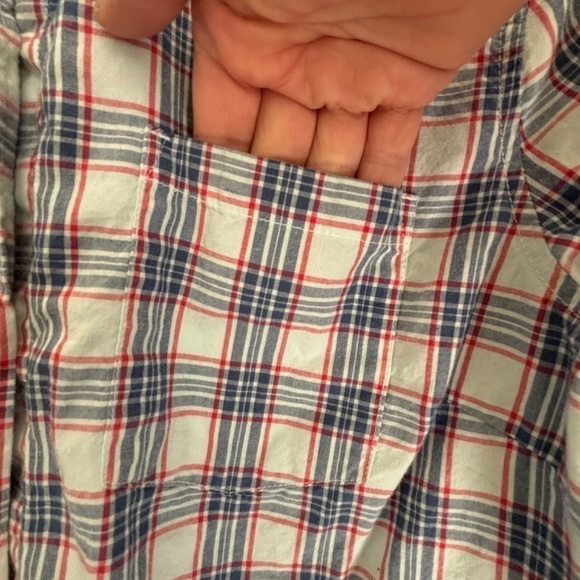 Gap ladies button down plaid shirt red and blue size M - Picture 8 of 11